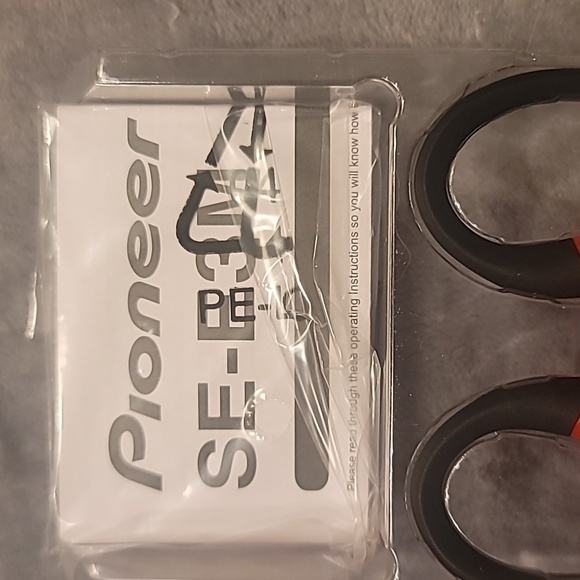 0468. New In Box ~ Pioneer Ironman ~ E3 In Ear Stereo ~ Headphones 🎧 👌 - Picture 6 of 10